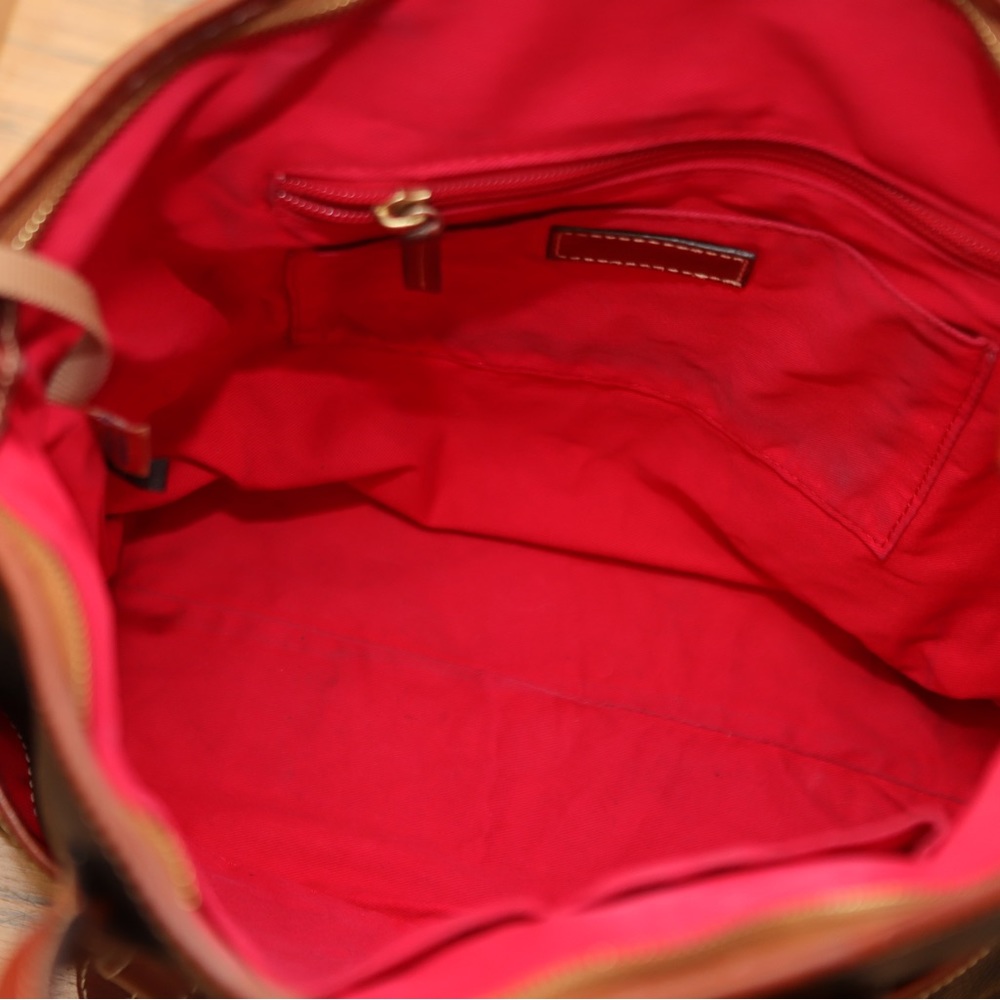 Dooney & Bourke Black Leather Shoulder Bag Red Interior - Picture 8 of 14